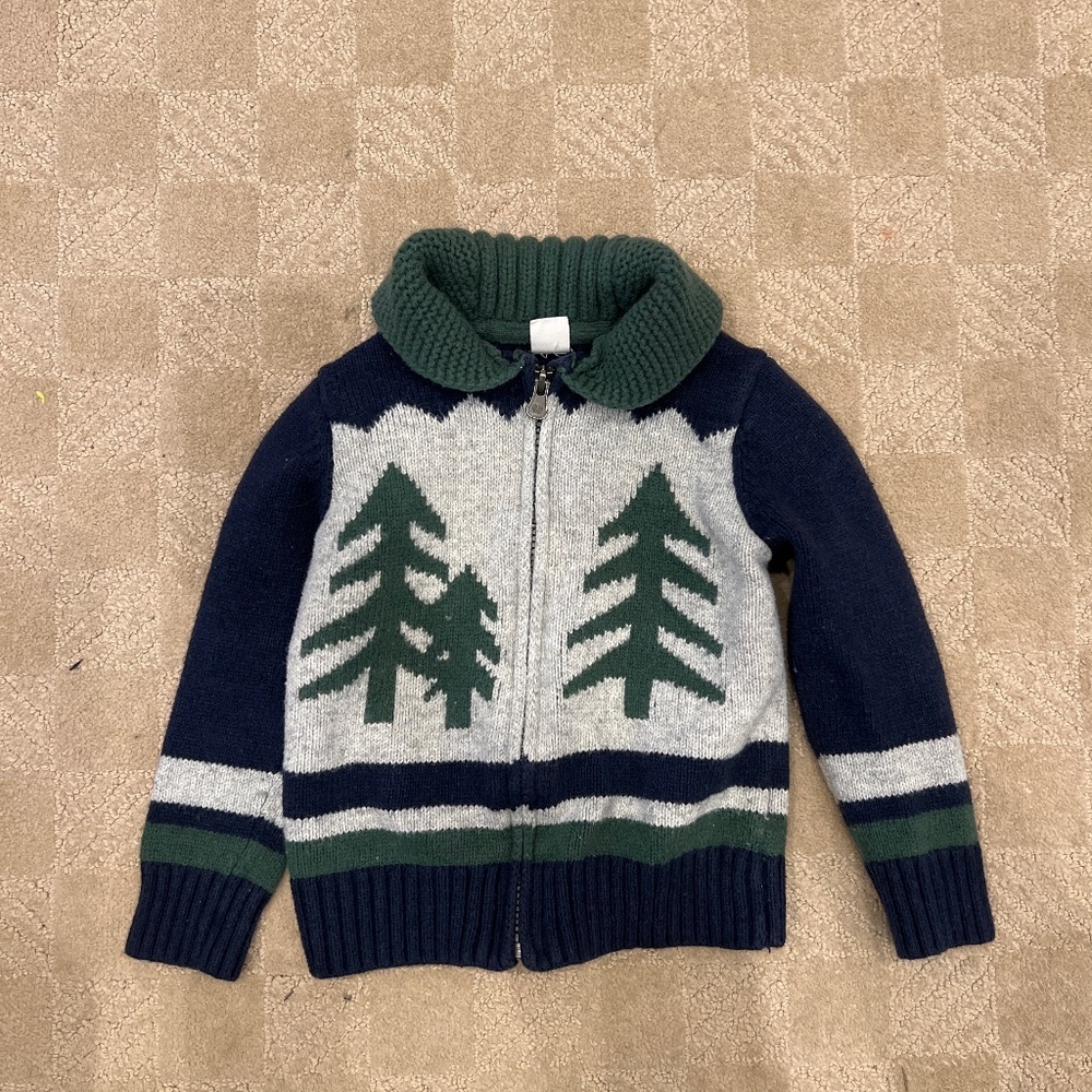 Gap winter sweater size 4